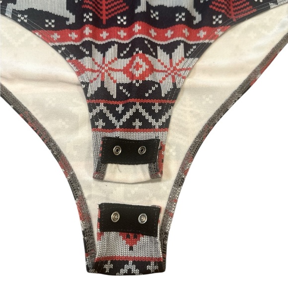 Nanamacs Holiday Bodysuit Size Large Black Red Gray Long Sleeve Henley Stretch - Picture 5 of 11
